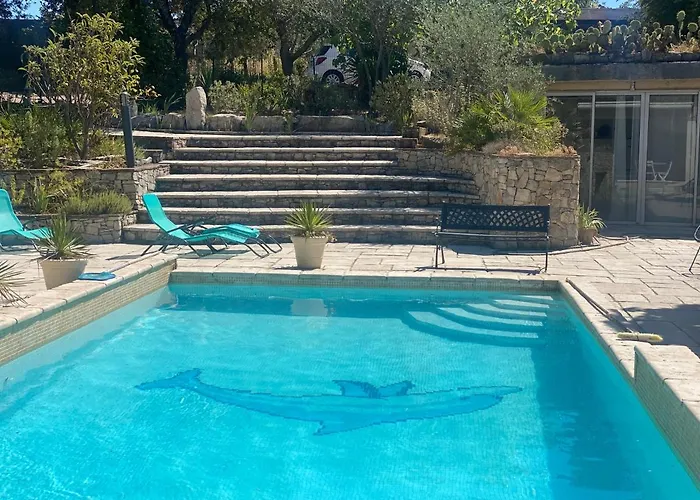 Сasa de vacaciones Villa Nimes